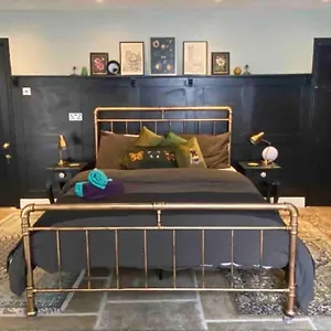 https://downstairs-at-eight-inviting-ensuite-room-in-clifton.cardiffhotelswales.com