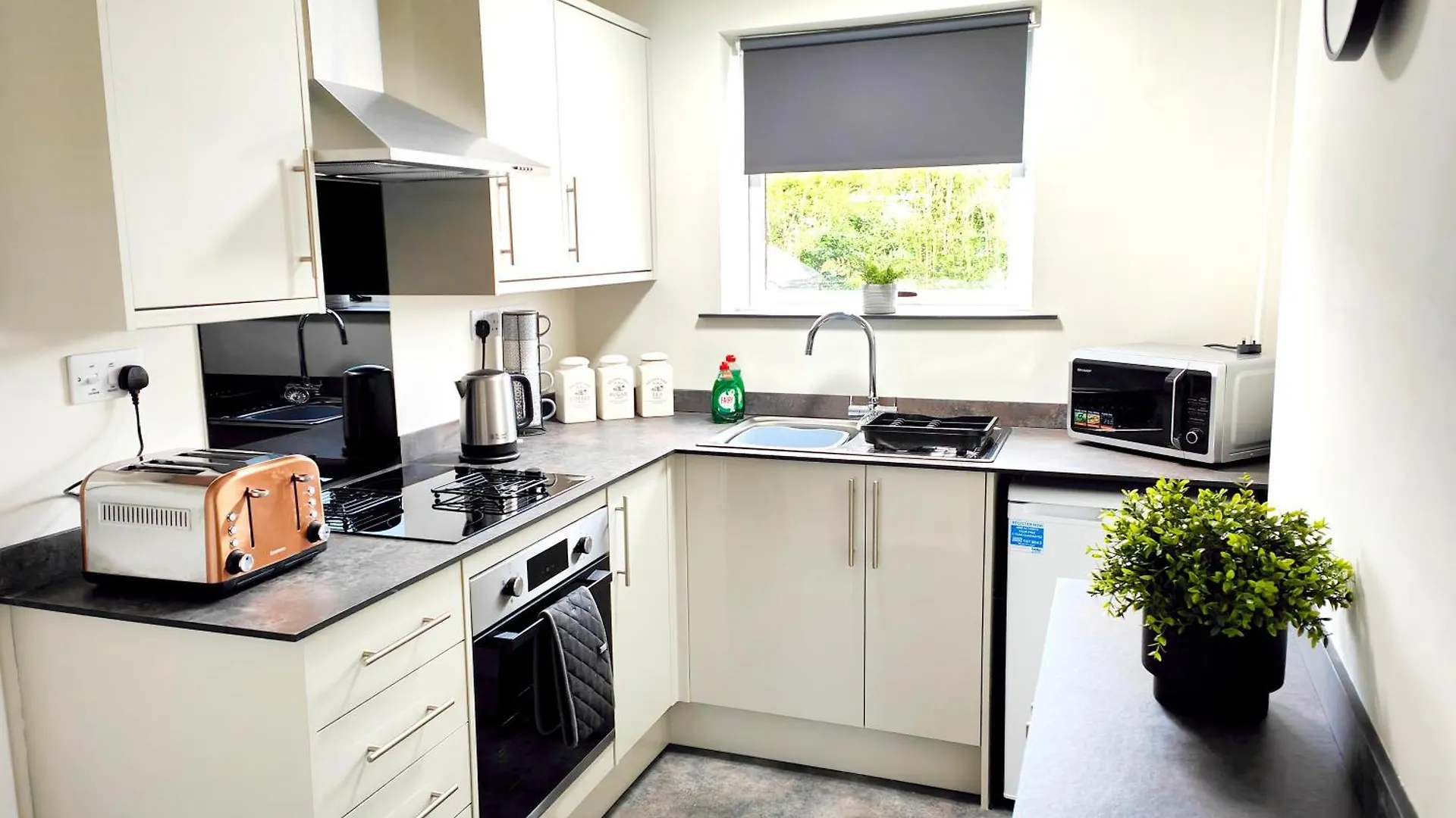Apartment Terrance House, Modern, Spacious Carlisle